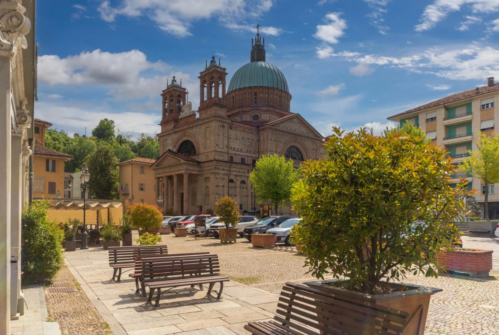 San Paolo Square with the Church of San Quirico e Paolo in Dogliani, Piedmont, Italy.